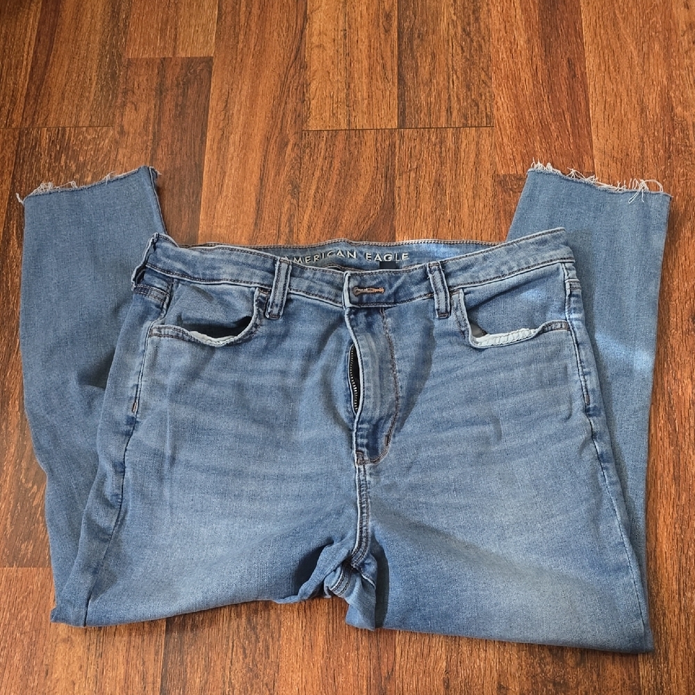 American Eagle Outfitters High Rise Blue Jeans